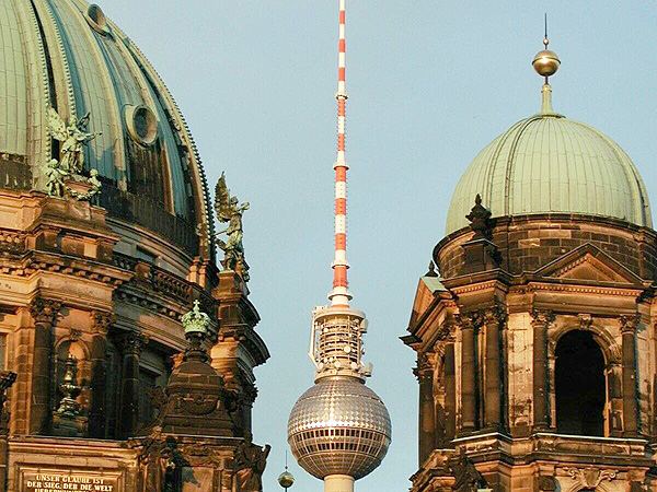 post_dom_fernsehturm.jpg